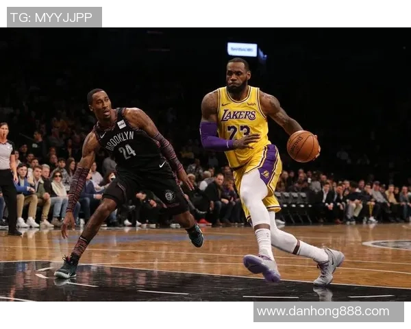 2021年NBA精彩对决篮网与爵士的巅峰对抗回顾与分析