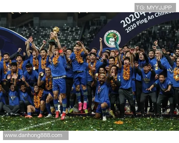 江苏苏宁迎战华夏队全力争胜期待精彩对决与球迷共庆足球盛宴